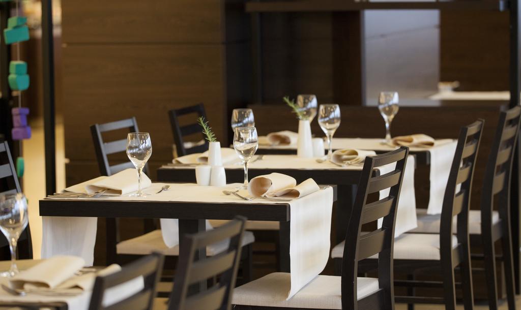 Apartments Punta Veli Losinj Luaran gambar